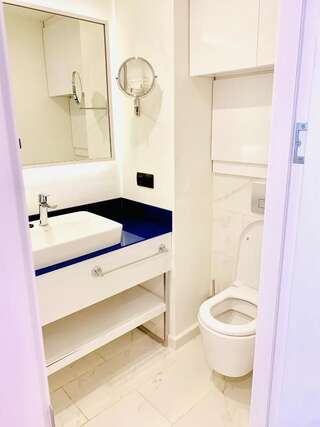 Отель Orbi Twin Towers Batumi ZV Батуми Номер-студио с видом на море-16